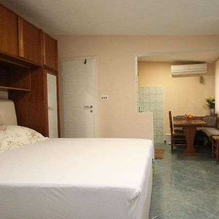 Apartman Gabriel Podgora Extérieur photo
