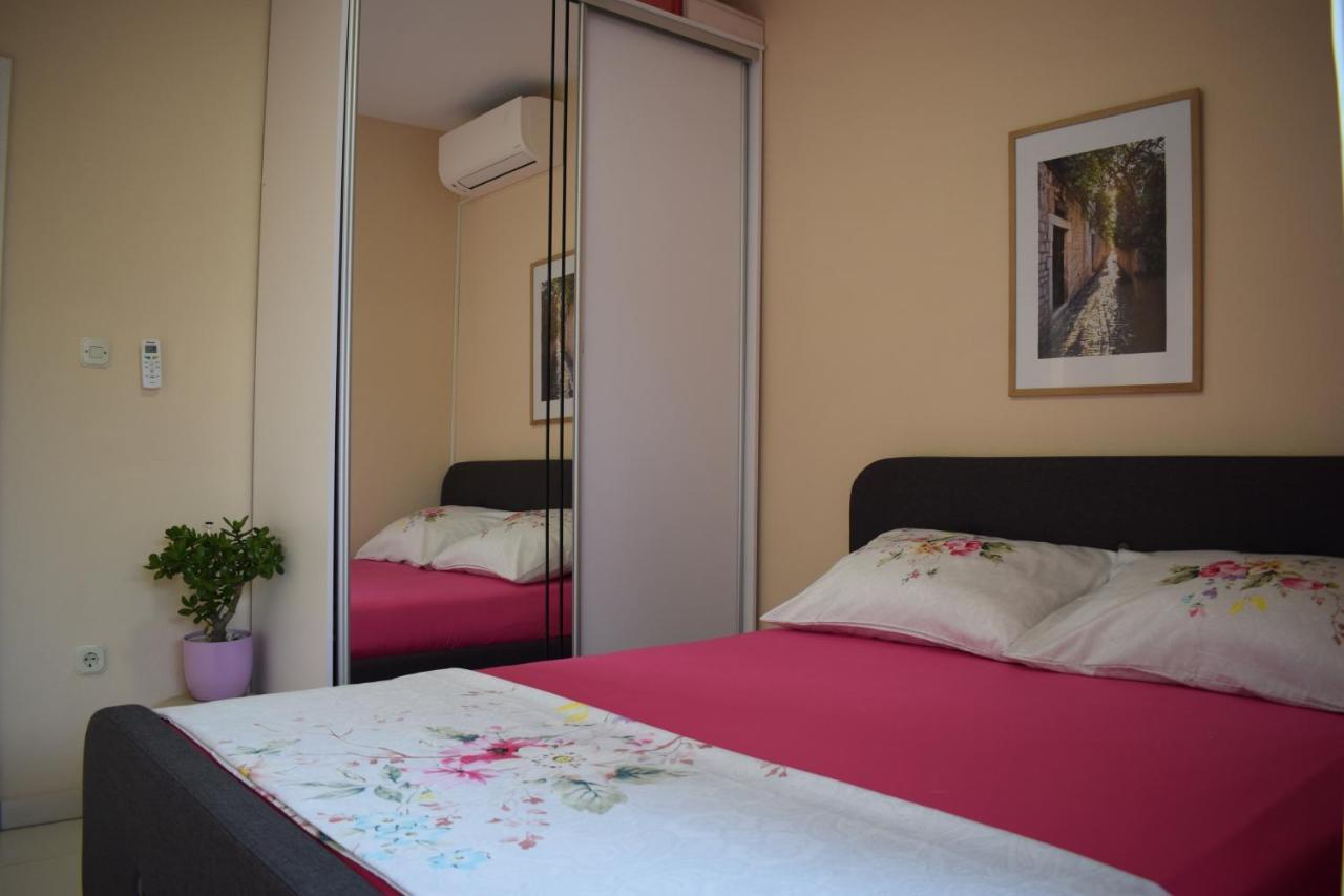 Apartman Gabriel Podgora Extérieur photo