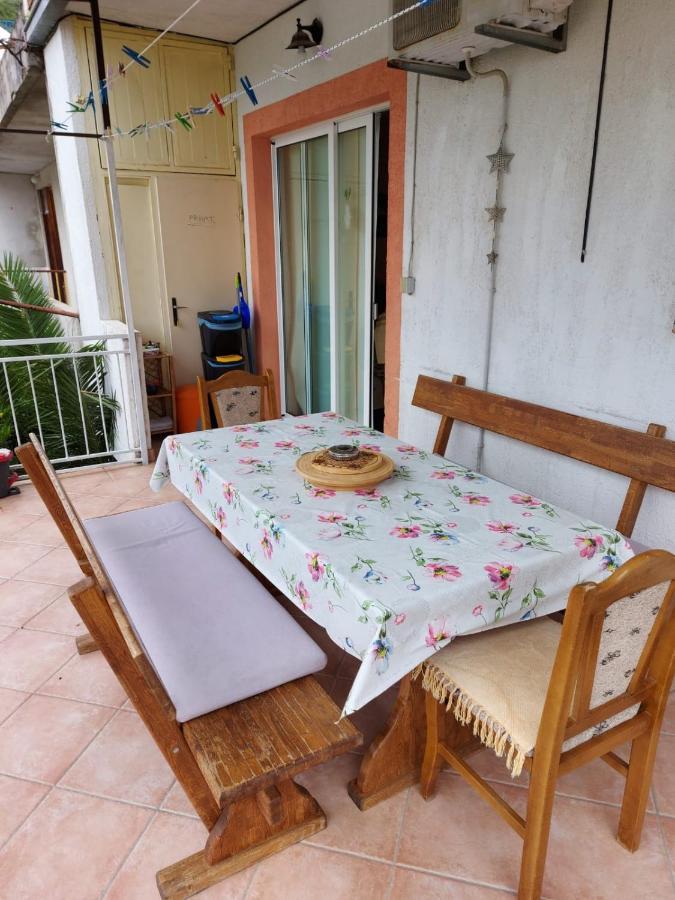 Apartman Gabriel Podgora Extérieur photo